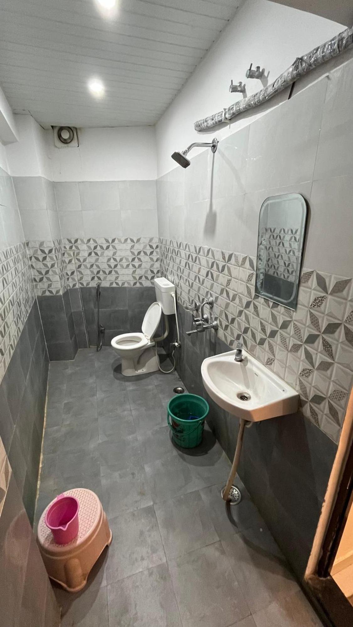 Gauri Kedareshwar Guest House Варанаси Экстерьер фото